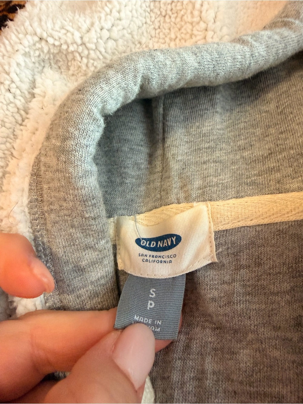 Old Navy Light Gray Pullover Sweatshirt